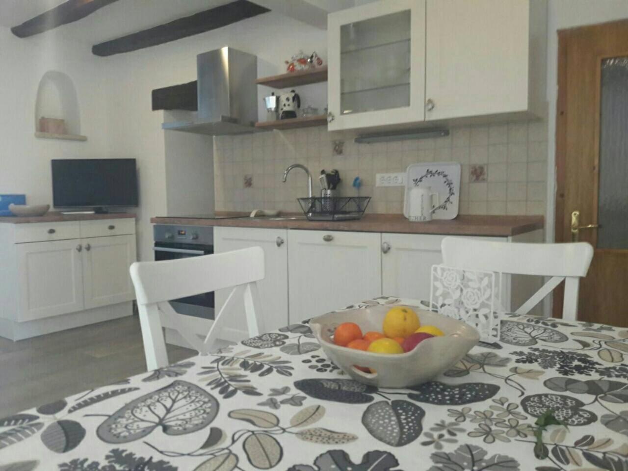 Apartment Nena- Apartman Sa Posebnim Ulazom U Prizemlju, Terasom I Zelenom Okucnicom Rakotule エクステリア 写真
